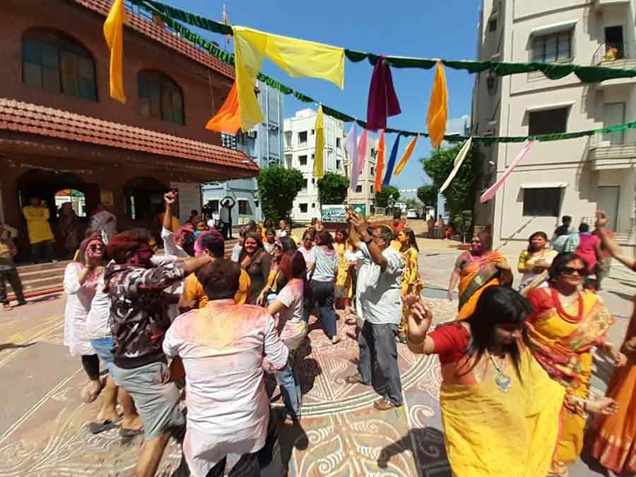 BASANT UTSAB
